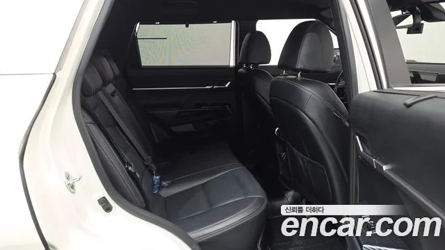 KG_Mobility_Ssangyong Torres 2022 thumb 11