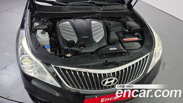 Hyundai Grandeur 2013 thumb 6