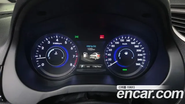 Hyundai Grandeur 2013 thumb 8