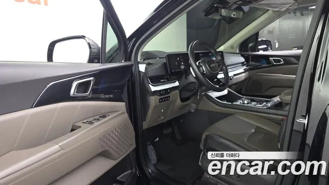 Kia Carnival 2024 thumb 10