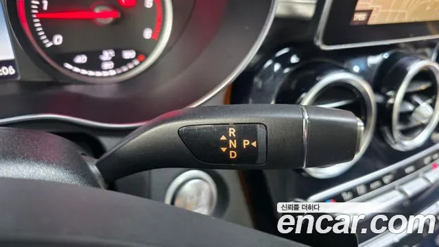 Mercedes-Benz C-Класс 2017 thumb 9