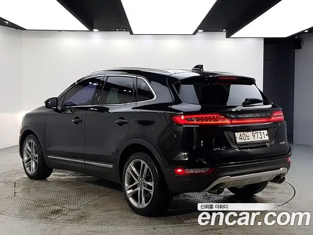 Lincoln MKC 2015 thumb 3