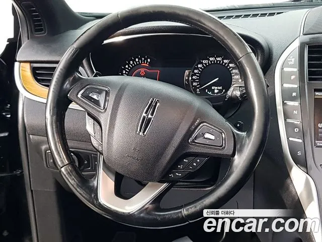 Lincoln MKC 2015 thumb 9