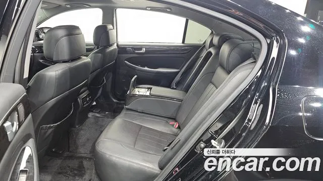 Hyundai Genesis 2013 thumb 11
