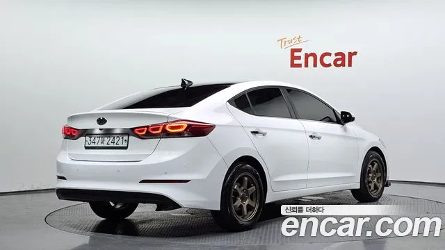 Hyundai Avante 2015 thumb 2