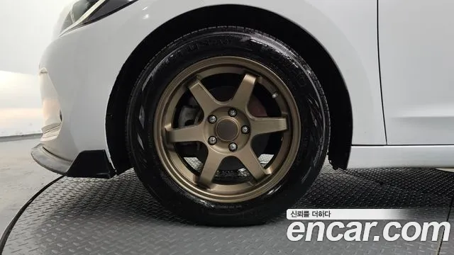 Hyundai Avante 2015 thumb 5