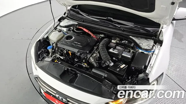 Hyundai Avante 2015 thumb 6