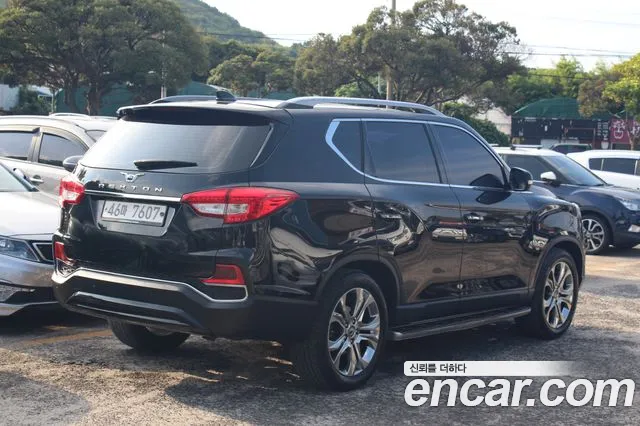 KG_Mobility_Ssangyong Rexton 2017 thumb 2