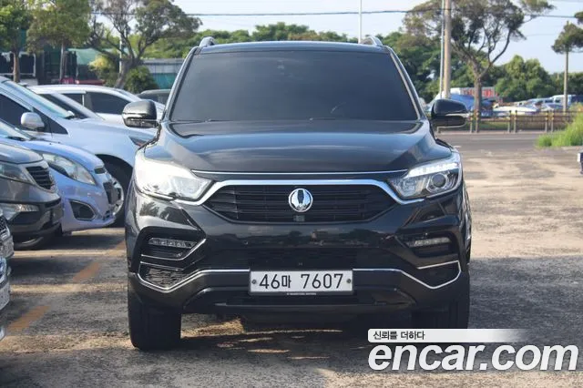 KG_Mobility_Ssangyong Rexton 2017 thumb 3
