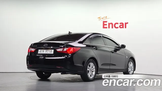 Hyundai Sonata 2011 thumb 2