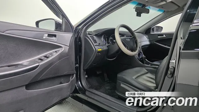 Hyundai Sonata 2011 thumb 11
