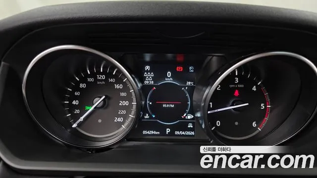 Land Rover Discovery 2019 thumb 8