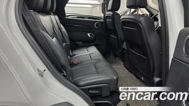 Land Rover Discovery 2019 thumb 11