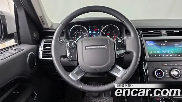 Land Rover Discovery 2019 thumb 12