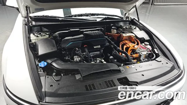 Hyundai Grandeur 2023 thumb 6