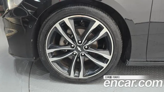 ChevroletGMDaewoo Malibu 2017 thumb 5