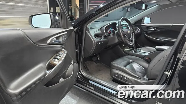 ChevroletGMDaewoo Malibu 2017 thumb 10