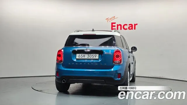 MINI Countryman 2017 thumb 4