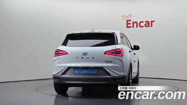 Hyundai Nexo 2024 thumb 4