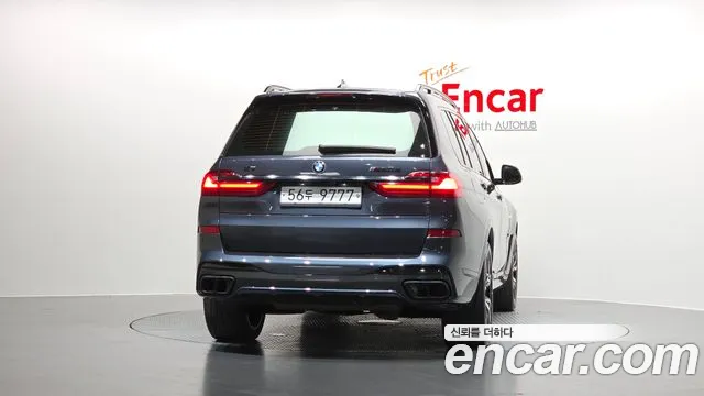 BMW X7 2019 thumb 3