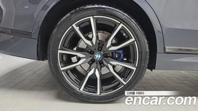 BMW X7 2019 thumb 4