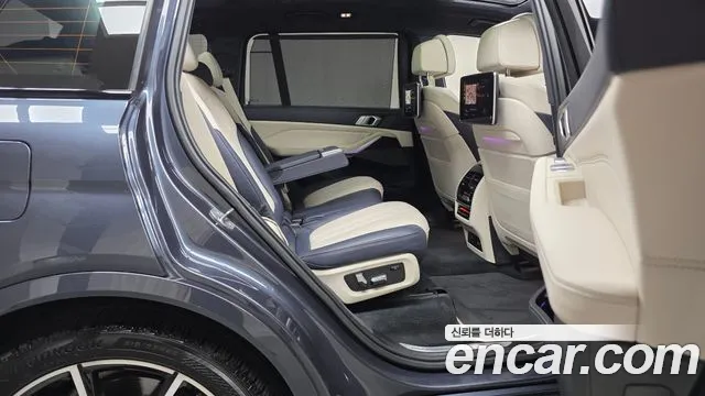 BMW X7 2019 thumb 10