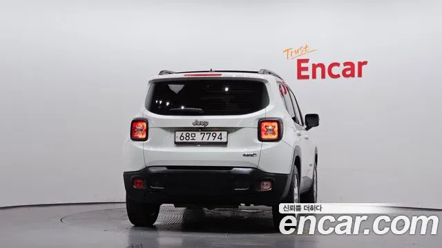Jeep Renegade 2017 thumb 4