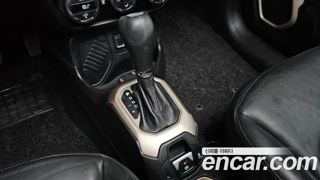 Jeep Renegade 2017 thumb 9
