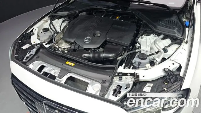 Mercedes-Benz E-Класс 2025 thumb 6