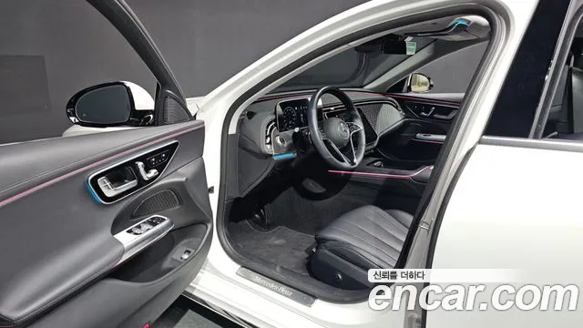 Mercedes-Benz E-Класс 2025 thumb 10