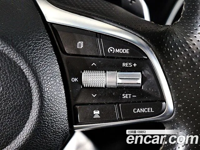 Genesis G70 2019 thumb 10