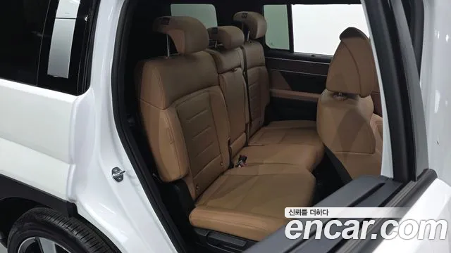 Hyundai Santa Fe 2024 thumb 12