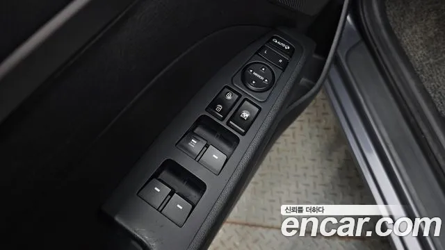 Hyundai Avante 2015 thumb 12