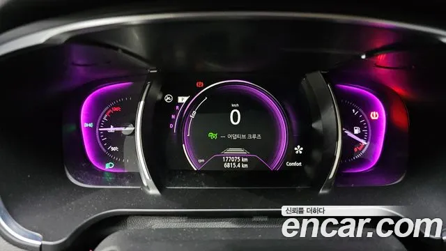 Renault-KoreaSamsung Megane 2016 thumb 8