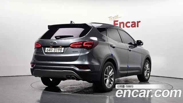 Hyundai Santa Fe 2016 thumb 2