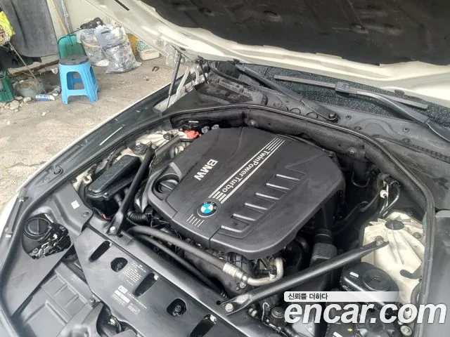 BMW 6-Series 2014 thumb 6