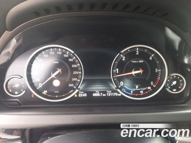 BMW 6-Series 2014 thumb 8