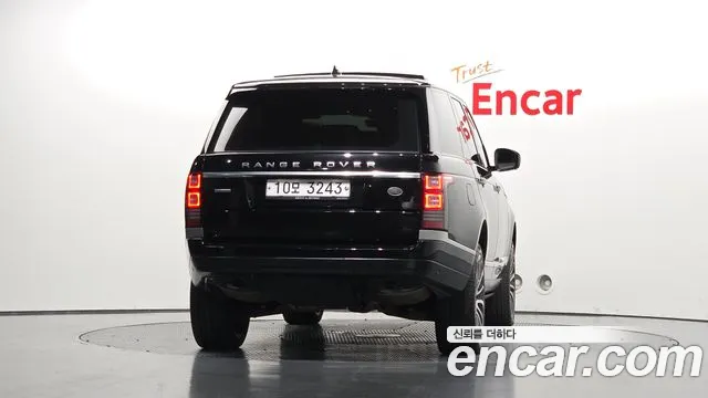 Land Rover Range Rover 2017 thumb 3