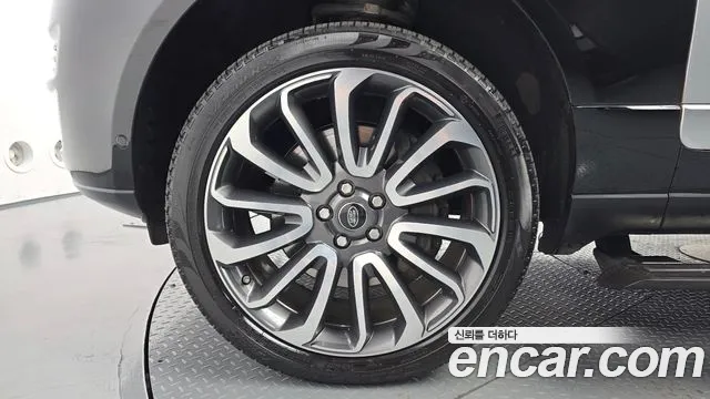 Land Rover Range Rover 2017 thumb 4