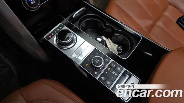 Land Rover Range Rover 2017 thumb 8