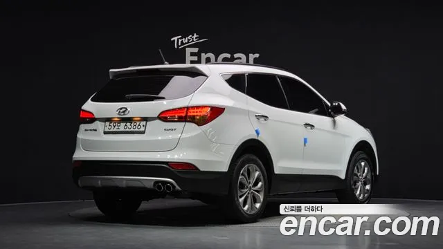 Hyundai Santa Fe 2014 thumb 2