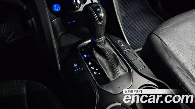 Hyundai Santa Fe 2014 thumb 9