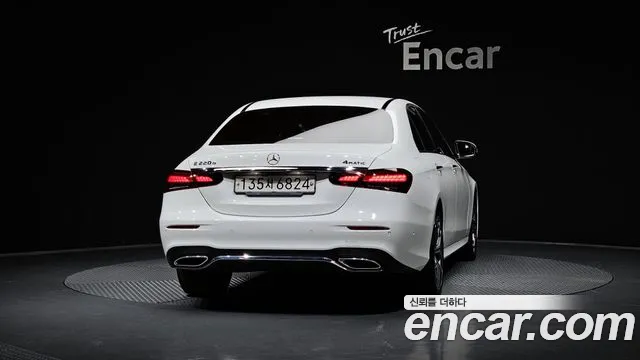 Mercedes-Benz E-Класс 2020 thumb 3
