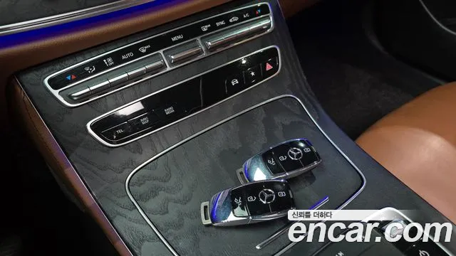 Mercedes-Benz E-Класс 2020 thumb 8