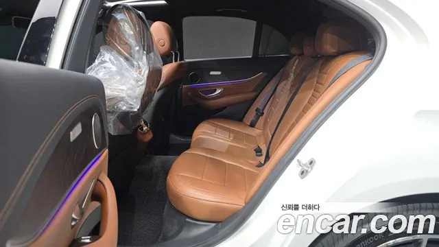 Mercedes-Benz E-Класс 2020 thumb 11