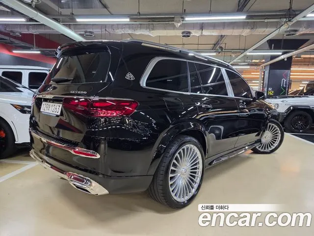 Mercedes-Benz GLS 2026 thumb 4