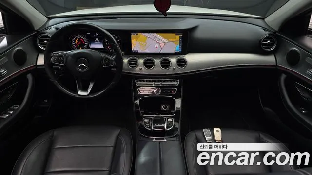 Mercedes-Benz E-Класс 2017 thumb 7