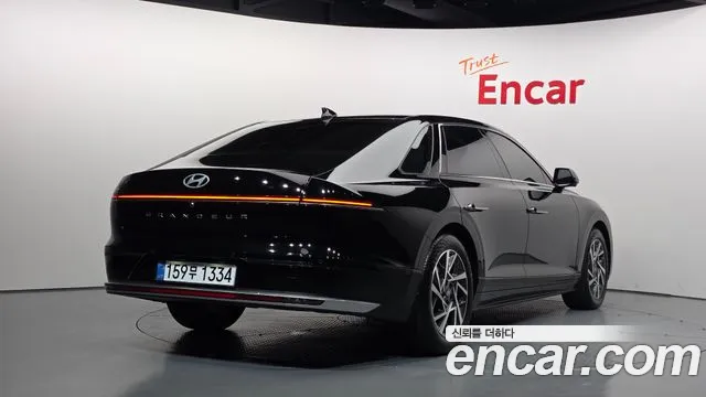 Hyundai Grandeur 2023 thumb 2