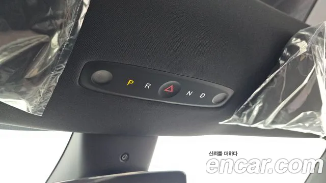 Tesla Model Y 2026 thumb 8