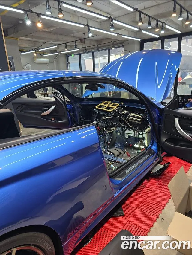 BMW 4-Series 2015 thumb 10